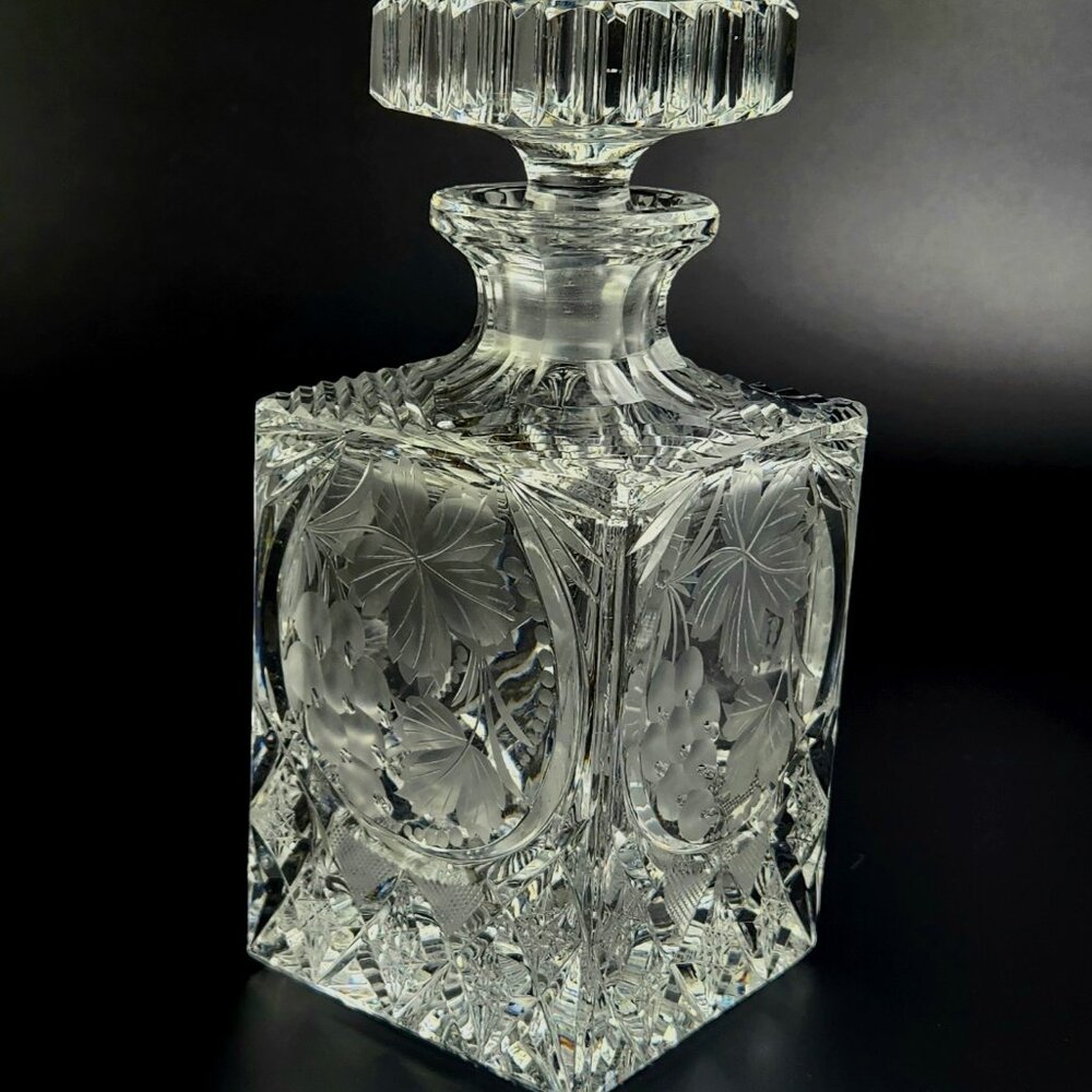 Vintage  - Crystal Whiskey Decanter & Stopper - Resembles Nachtmann Traube - 7"